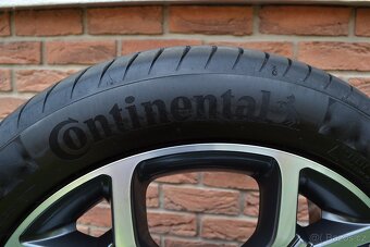 5x114,3 R18 Letní sada Originál Kia XCeed + 235/45 R18 Conti - 3