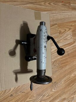 TOS MN80 - koník - 3