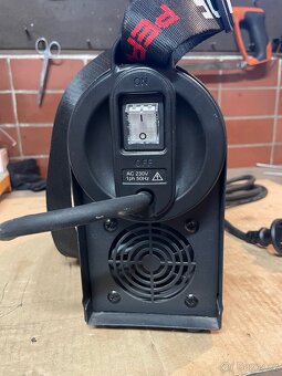 Invertorová svářečka lift tig + 10l argon - 3