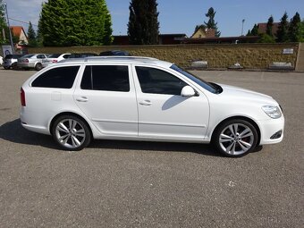 Škoda Octavia 2.0 TDI Combi RS r.v.2012 (125 kw) serviska - 3