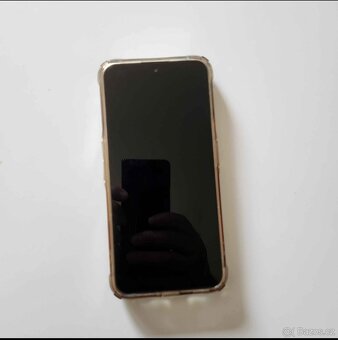 Nothing Phone (2) - 3