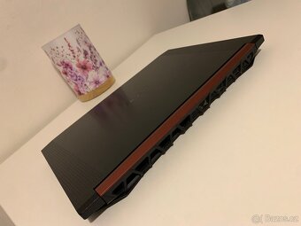 Acer Nitro 16GB DDR4 15,6 120Hz ips Core i5 8300H 512GB SSD - 3
