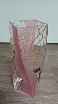 Skleněná váza s granátky - 3