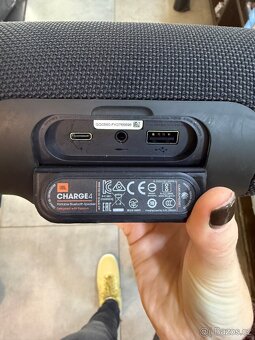 BLUETOOTH BEDNA JBL CHARGE 4 - 3