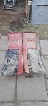 Přední blatníky zetor - 3