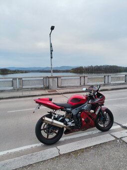 Yamaha yzf r6 2004 - 3