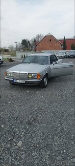 MERCEDES BENZ W123 COUPE - 3