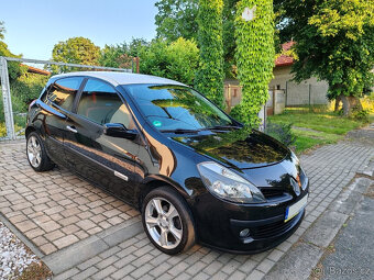 benzínový Renault Clio 1.2 edice Rip Curl   10/2007 - 3