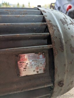 Elektromotor 4kW s vypínačem - 3