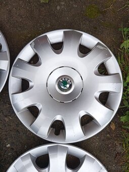 Kryty kol Škoda 15" originály - 3