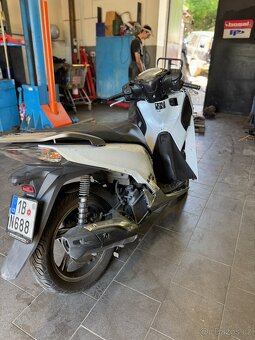 Motocykl Honda SH 125 - 3