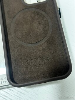 Kryt GUESS iPhone 13 pro - 3