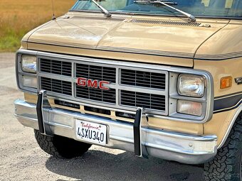 1983 GMC Vandura 2500 | 6.2L V8 Diesel - 3