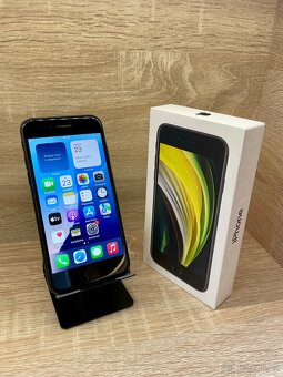 Apple iPhone SE 2020 128GB Black - Záruka na zařízení - 3
