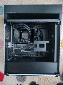 Nový RTX 5080; Ultra 9 285 K; Z890 deska; 64GB DDR5;SSD 4TB - 3