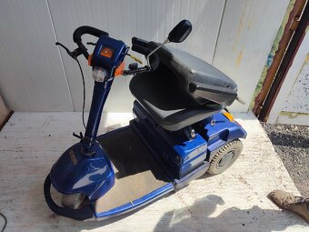 Elektrický invalidní vozík - 3