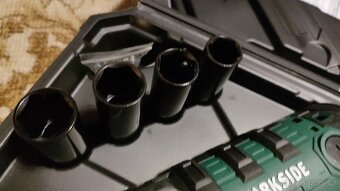 Rázový utahovák Parkside pdsse 450 c3 - 3