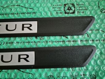 dekorativní ozdobné a ochranné lišty prahu Renault Captur 77 - 3