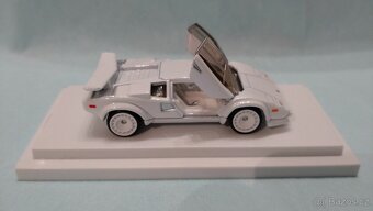 Hot wheels Lamborghini Countach 500 S Reď line - 3