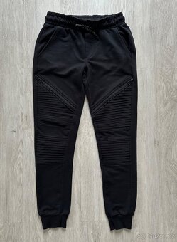 4x krásné tepláky 146/152 - 3