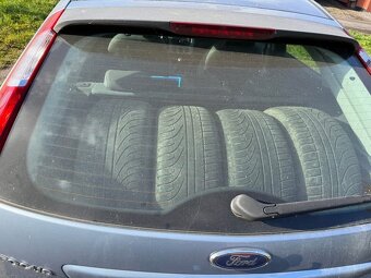 Ford Focus 1,6 benzín - 3