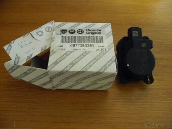 Alfa Romeo motorek klapky original ND - 3