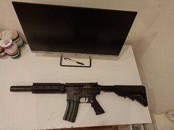 Airsoft gun m4 (elektrická) - 3