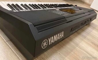 Yamaha psr s975 - 3