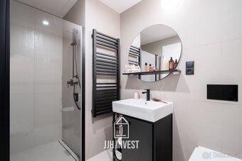 Jediný dostupný byt 1+kk v projektu HAGIBOR s možností parko - 3