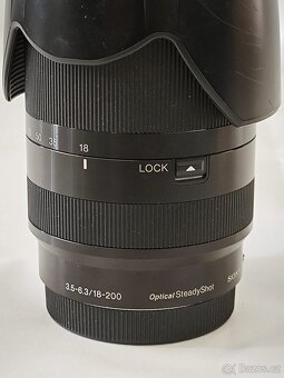Sony 18-200mm f/3.5-6.3 černý - 3