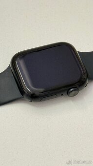 Apple Watch 8 Space Grey, krásný stav - 3