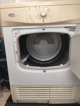 Prodám plně funkční sušičku na prádlo značky  Whirlpool - 3