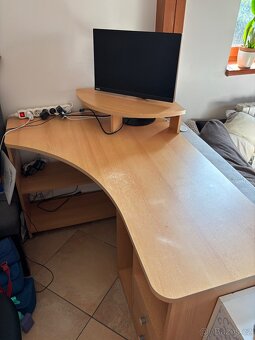 Rohový PC/pracovní stůl - 3