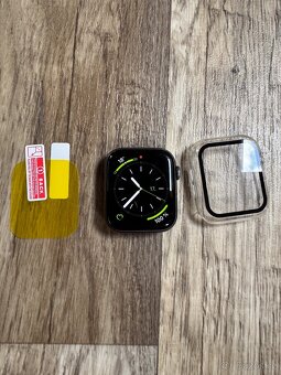 Apple Watch series 4 44mm - 3