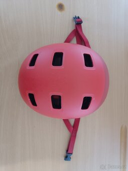 Dětská helma na kolo Decathlon BTWIN vel. S 52-55cm červená - 3