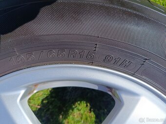Letní originální ALU kola Octavia 1 195/65 r15 - 3