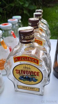 Prázdné láhve na slivovici, sirupy - 3
