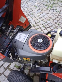 Husqvarna zahradní traktor - 3