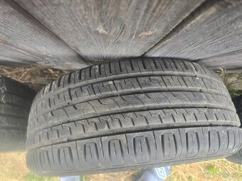 Lita kola 5x108 215/55r16 letni - 3