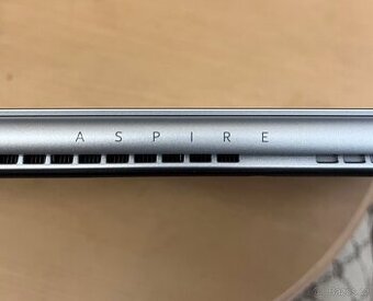 Acer Aspire 3 – 16 GB RAM, SSD 500 GB - 3