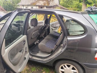 Renault Scénic - 3
