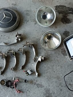 Mercedes W110 - 3
