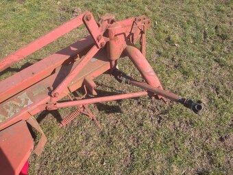 Rotační sekačka Deutz fahr Km 22. - 3