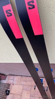 Prodám sjezdové lyže Salomon Stance 96,24/25 - 3