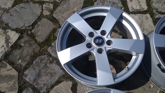 prodám al kola 17 5x114,3 na HYUNDAI - 3