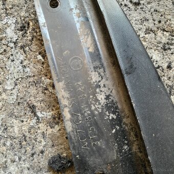 Škoda Superb II, zadní zástěrky 3T5 821 821/822 - 3