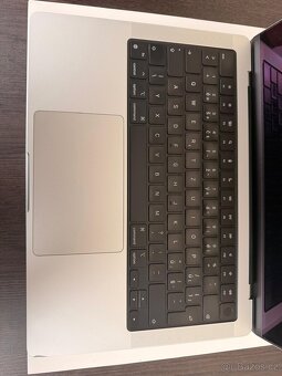 MacBook 14,2" PRO M1 - 3