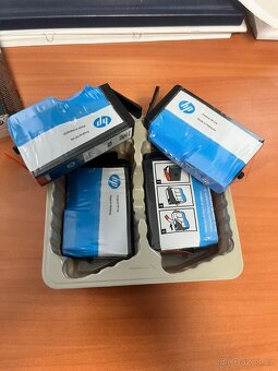 Inkoustové náplně do tiskáren HP - 3
