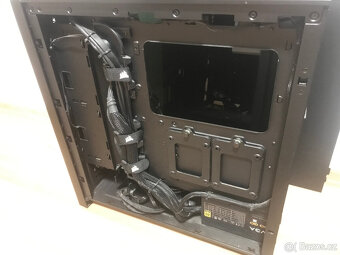 Pc skříň Corsair 4000D AIRFLOW Tempered Glass Black + evga - 3