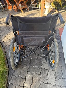 Prodám skládací elektrický invalidní vozík - 3